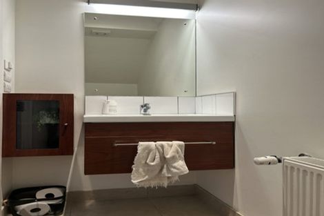 Photo of property in 12 Glenmore Street, Thorndon, Wellington, 6011