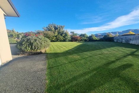 Photo of property in 12 Islington Place, Wanaka, 9305