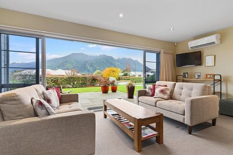 Photo of property in 1 Mountain View Road, Te Aroha, 3320