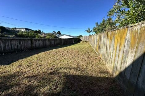 Photo of property in 39 Tomo Street, New Lynn, Auckland, 0600