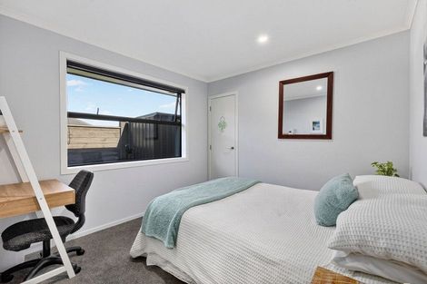 Photo of property in 14 Webber Street, Cambridge, 3434