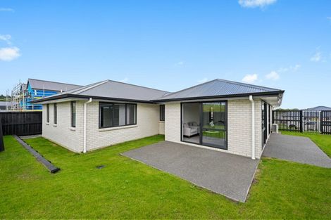 Photo of property in 3 Celeste Terrace, Peacocke, 3206