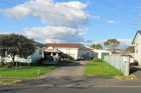 Photo of property in 32 Dissmeyer Drive, Clover Park, Auckland, 2019