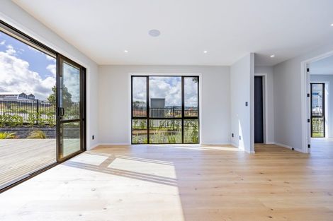 Photo of property in 75 Podgora Avenue, Huapai, Kumeu, 0810