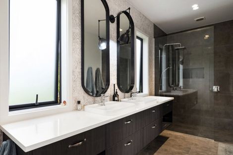 Photo of property in 32 Lacebark Drive, Kinloch, Taupo, 3377