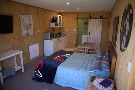 Photo of property in 1640 Mangorei Road, Mangorei, New Plymouth, 4371