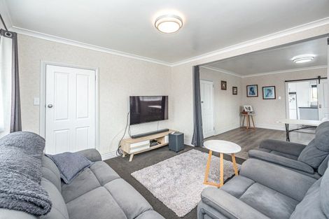 Photo of property in 87 Carlton Avenue, Tawhero, Whanganui, 4501