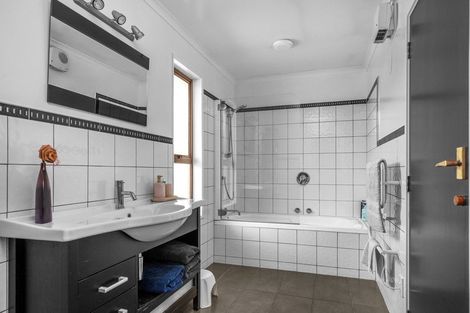 Photo of property in 42 Glencarron Street, Alexandra, 9320