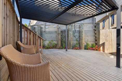 Photo of property in 46 Celestial Crescent, Orewa, 0931