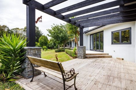 Photo of property in 50 Kingsdale Park Drive, Aokautere, Palmerston North, 4471