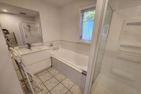 Photo of property in 94 Campbell Road, One Tree Hill, Auckland, 1061