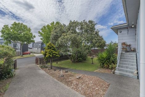 Photo of property in 11 Starling Place, Ranui, Auckland, 0612