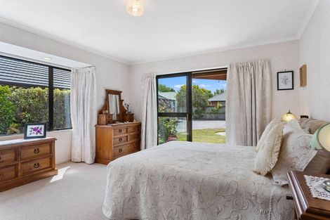 Photo of property in 24 Buckleys Road, Rangiora, 7400