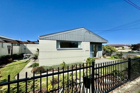 Photo of property in 37a-b Puriri Street, Highfield, Timaru, 7910