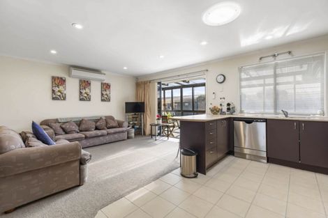 Photo of property in 13 Meachen Terrace, Waiuku, 2123