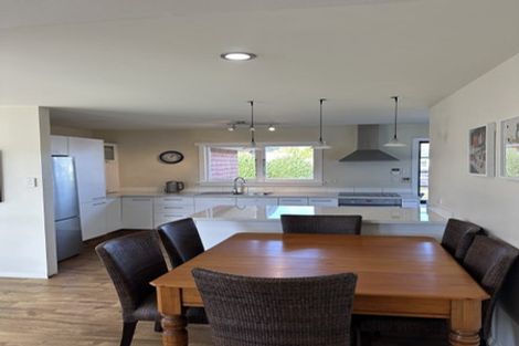 Photo of property in 4 Mcfaddens Road, St Albans, Christchurch, 8052