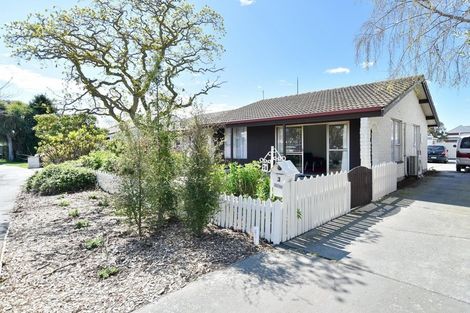 Photo of property in 3/74 Picton Avenue, Riccarton, Christchurch, 8011