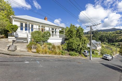 Photo of property in 10 Kilgour Street, Roseneath, Port Chalmers, 9023