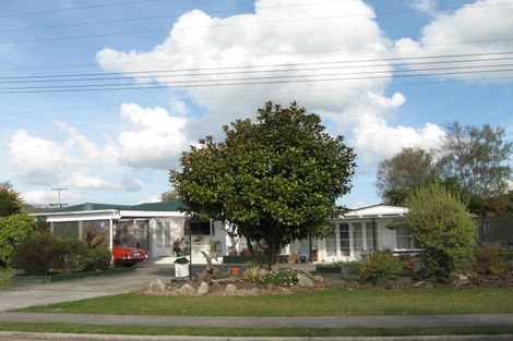 Photo of property in 2 Holden Avenue, Holdens Bay, Rotorua, 3010