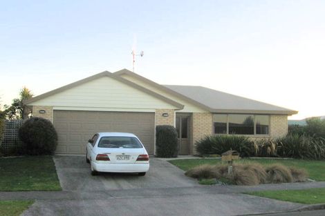 Photo of property in 40 Diomede Glade, Flagstaff, Hamilton, 3210