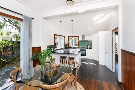 Photo of property in 17 Millar Street, Terrace End, Palmerston North, 4410