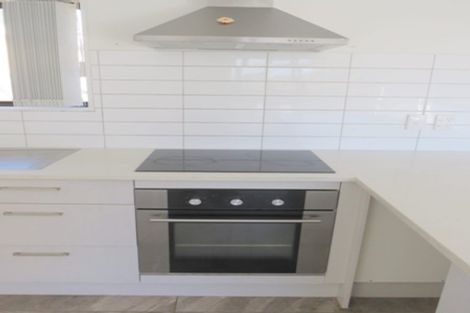 Photo of property in 3 Sagar Lane, Wiri, Auckland, 2104