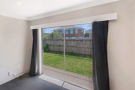 Photo of property in 2/90 Pakuranga Road, Pakuranga, Auckland, 2010
