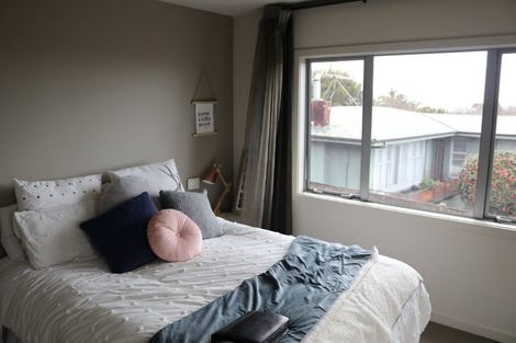 Photo of property in 77d Namata Road, One Tree Hill, Auckland, 1061