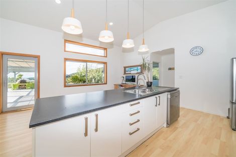 Photo of property in 8 Ridgeview Road, Aokautere, Palmerston North, 4471