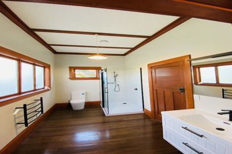 Photo of property in 10 Cambridge Terrace, Masterton, 5810