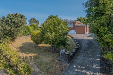 Photo of property in 41 Parrs Cross Road, Henderson, Auckland, 0612
