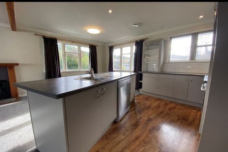 Photo of property in 89 Waikawa Road, Picton, 7220