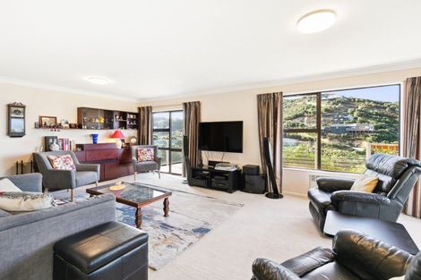 Photo of property in 19c Cave Road, Houghton Bay, Wellington, 6023