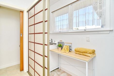 Photo of property in 17 Harrowdale Drive, Avonhead, Christchurch, 8042