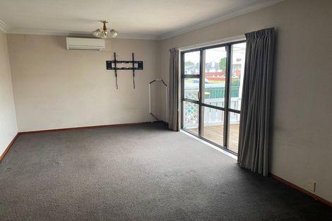 Photo of property in 12 Saint Annes Street, Levin, 5510