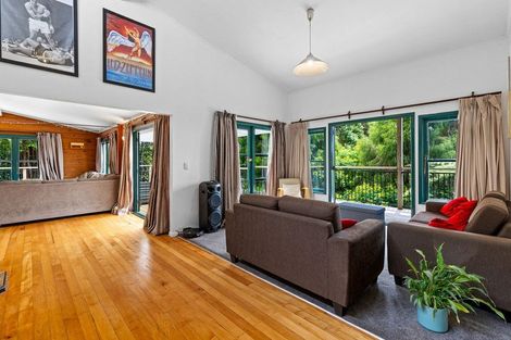 Photo of property in 130 Opanuku Road, Henderson Valley, Auckland, 0612