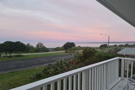 Photo of property in 122 Beach Road, Haumoana, 4102