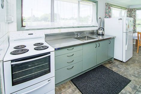 Photo of property in 30 Bridge Street, Eketahuna, 4900