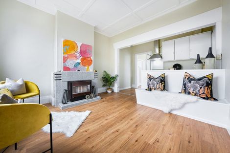 Photo of property in 73 Rimu Street, New Lynn, Auckland, 0600