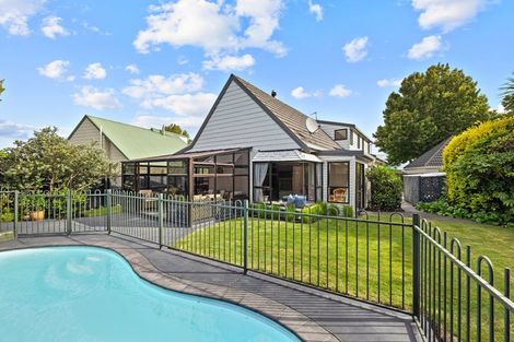 Photo of property in 6 Cullahill Street, Harewood, Christchurch, 8051