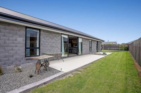 Photo of property in 2 Coleman Lane, Amberley, 7410