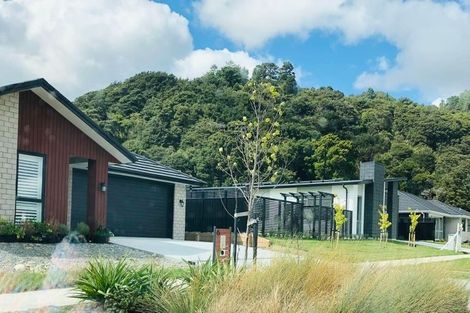 Photo of property in 44 Buddle Road, Wallaceville, Upper Hutt, 5018