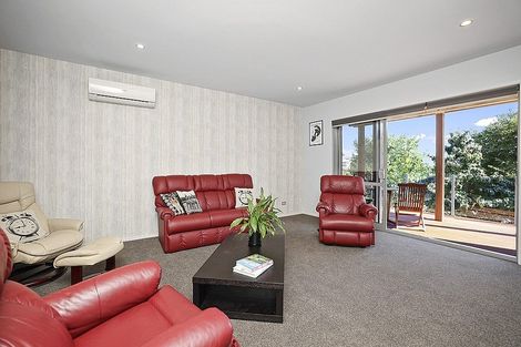 Photo of property in 18a Dorset Avenue, Westown, New Plymouth, 4310
