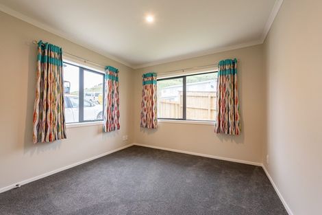 Photo of property in 40 Melksham Drive, Churton Park, Wellington, 6037