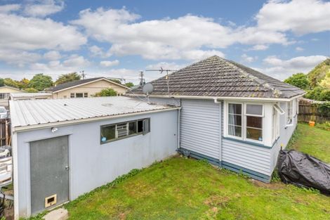 Photo of property in 111a Clevedon Road, Papakura, 2110