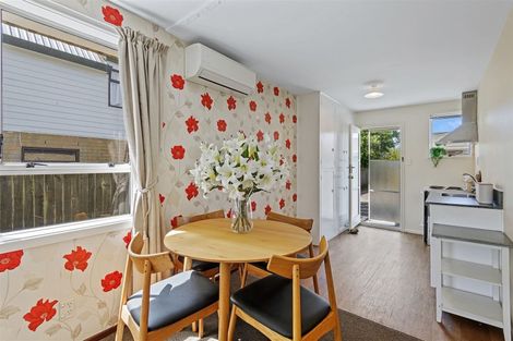 Photo of property in 2/100 Poulson Street, Addington, Christchurch, 8024