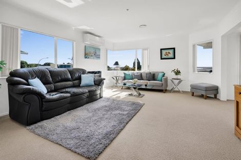 Photo of property in 45 Glamis Avenue, Bell Block, New Plymouth, 4312