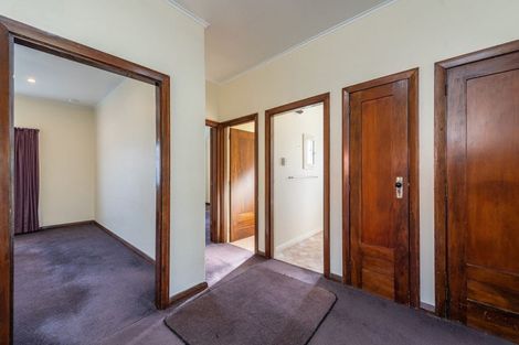 Photo of property in 19 Waiwhetu Road, Waiwhetu, Lower Hutt, 5010