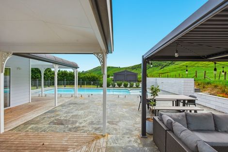 Photo of property in 40 Grant Road, Kinloch, Taupo, 3385