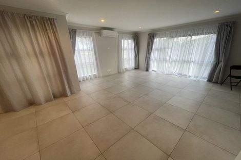 Photo of property in 23 Manene Street, Wattle Downs, Auckland, 2103